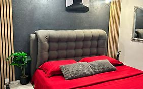 Dream Arena Apartment